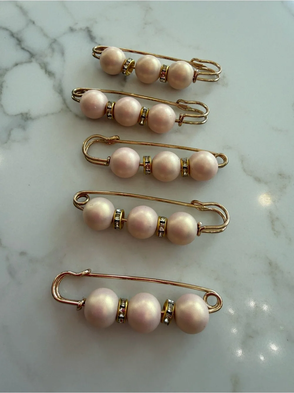 Gold-Tone Pink Pearlescent Bead Safety Pin Brooch